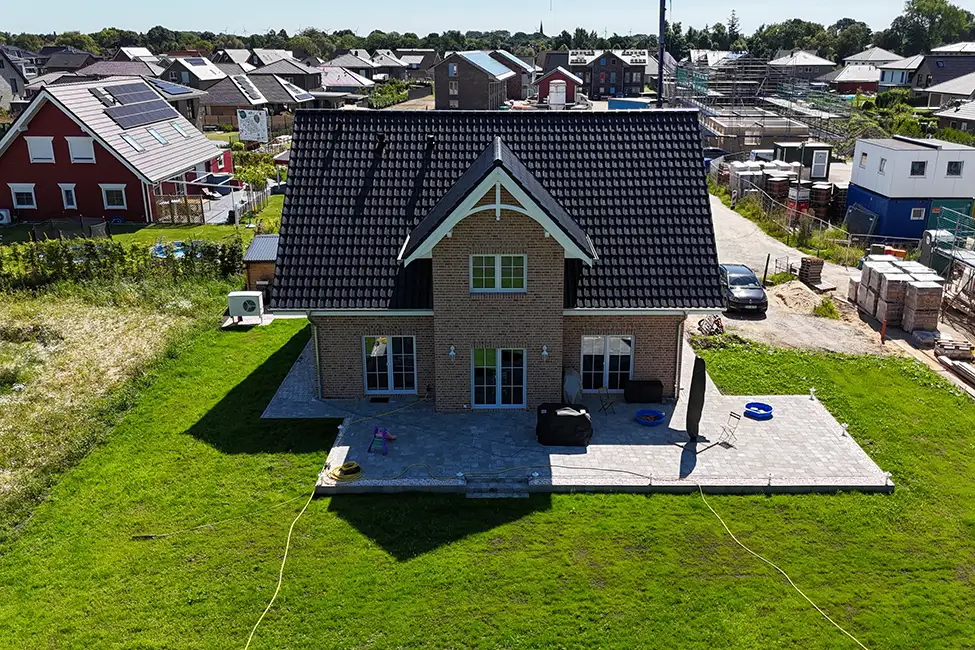 Dachsanierung_Neubau_Bremerhaven_Stade_Cadenberge_Zimmerei_Baugeschaeft_PLate_GmbH_Co_KG