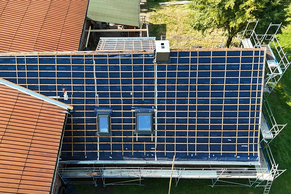 Daemmung_Dach_Sanierung_Umbau_Otterndorf_Cadenberge_Bremerhaven_Zimmerei_Baugeschaeft_PLate_GmbH_Co_KG