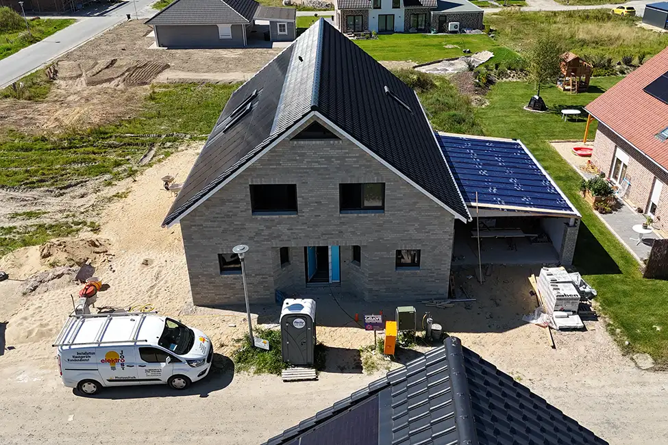 Schlüsselfertiger Neubau mit Satteldach