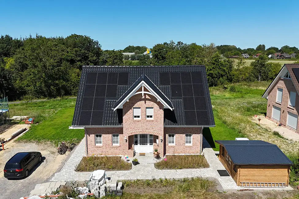 Neubau mit Zwerchdach